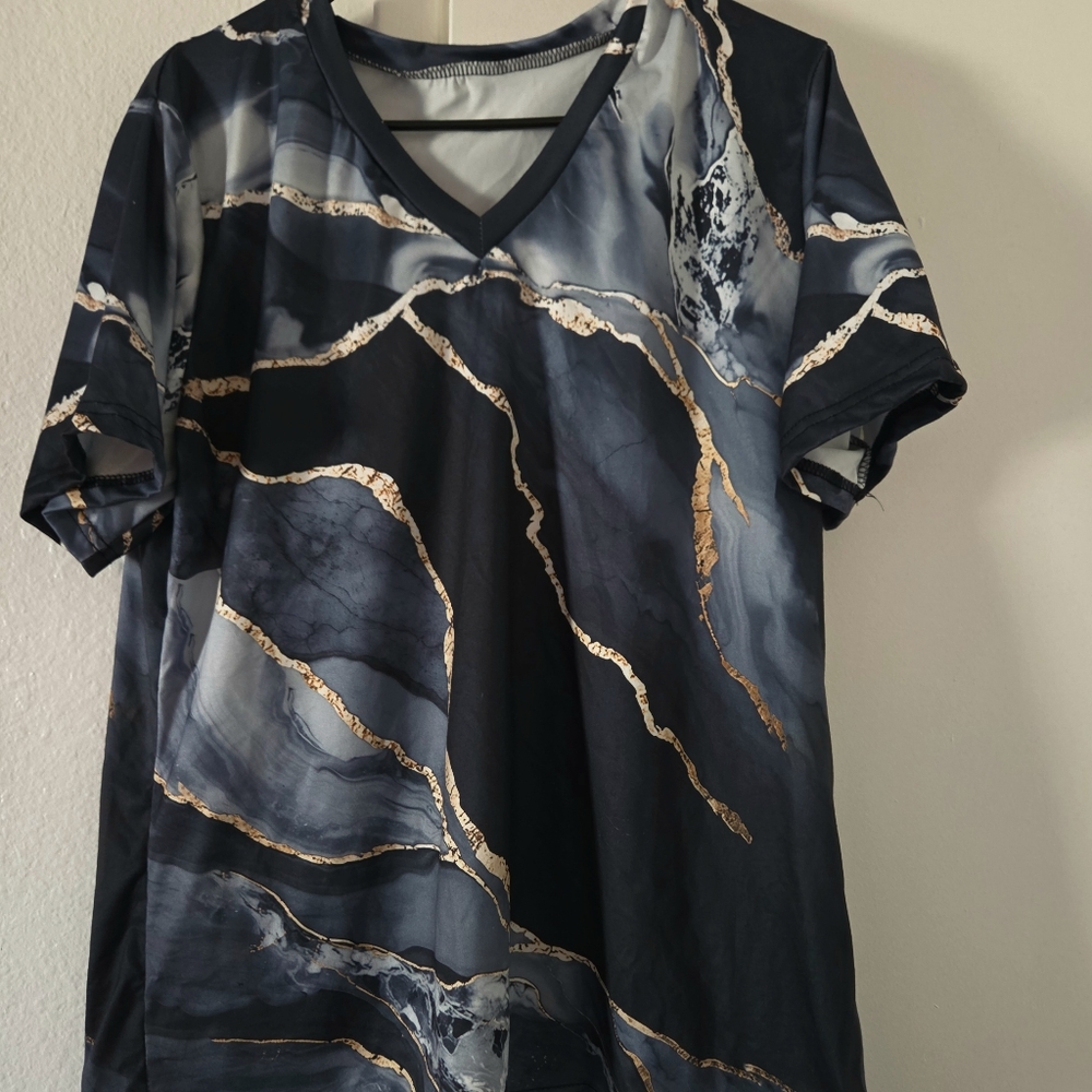 Elegant Black and Gold Women's Top